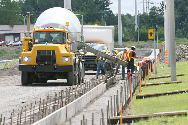 Best Concrete Walkway Installation  in Metuchen, NJ